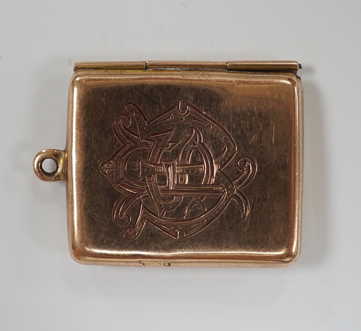 An Edwardian 9ct gold 'envelope' stamp case, Albert Ernest Jenkins, Chester, 1906, 26mm, 4.1 grams, with engraved monogram.